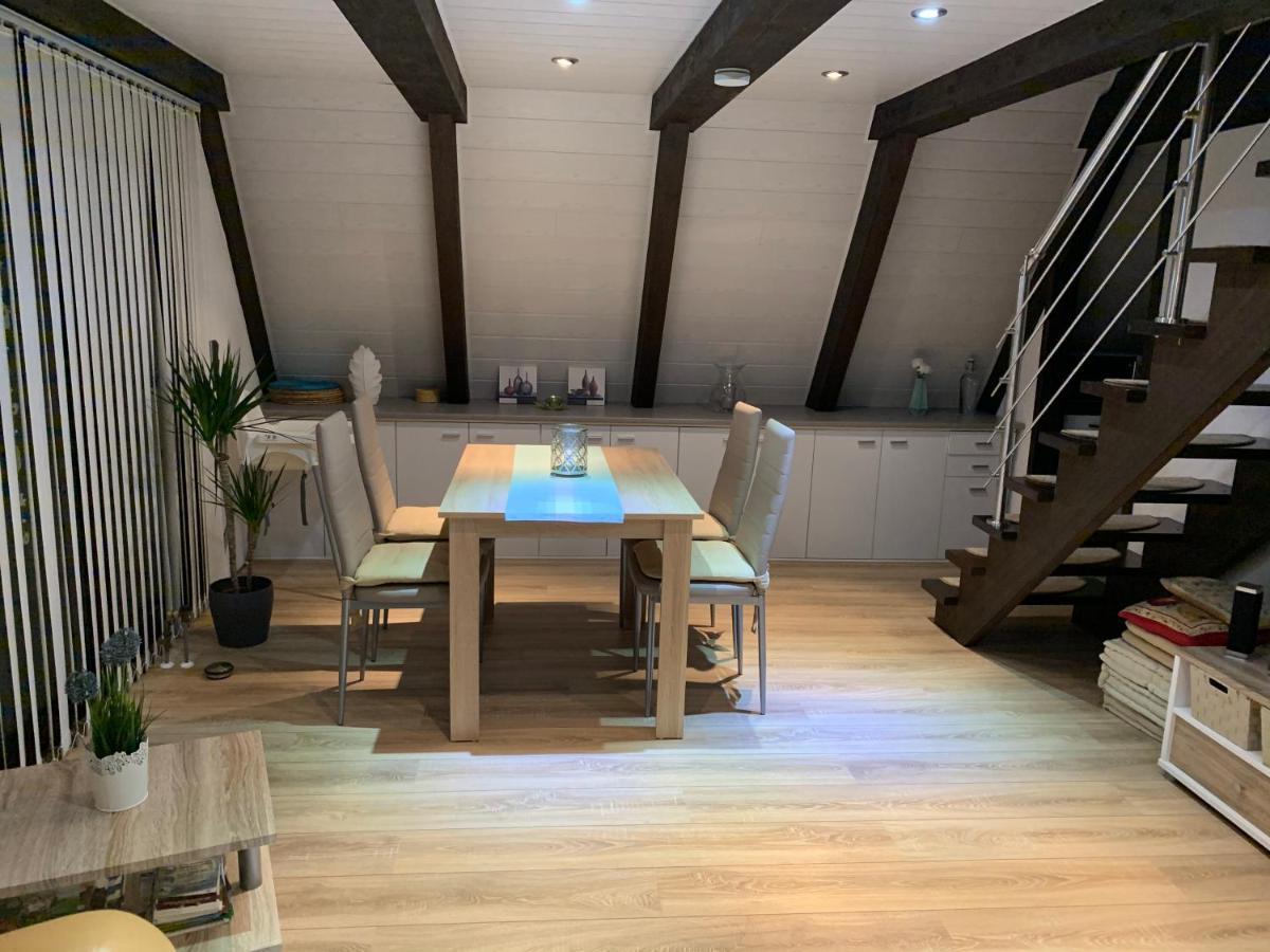 Natur Pur - Waldurlaub Im Tiny House Ronshausen Exterior photo